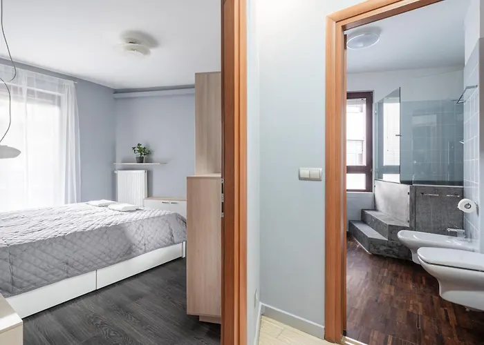 Appartamento Urban Jungle Oasis King With Free Parking *